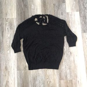 Beautiful crocheted shoulder 3/4 sleeve top